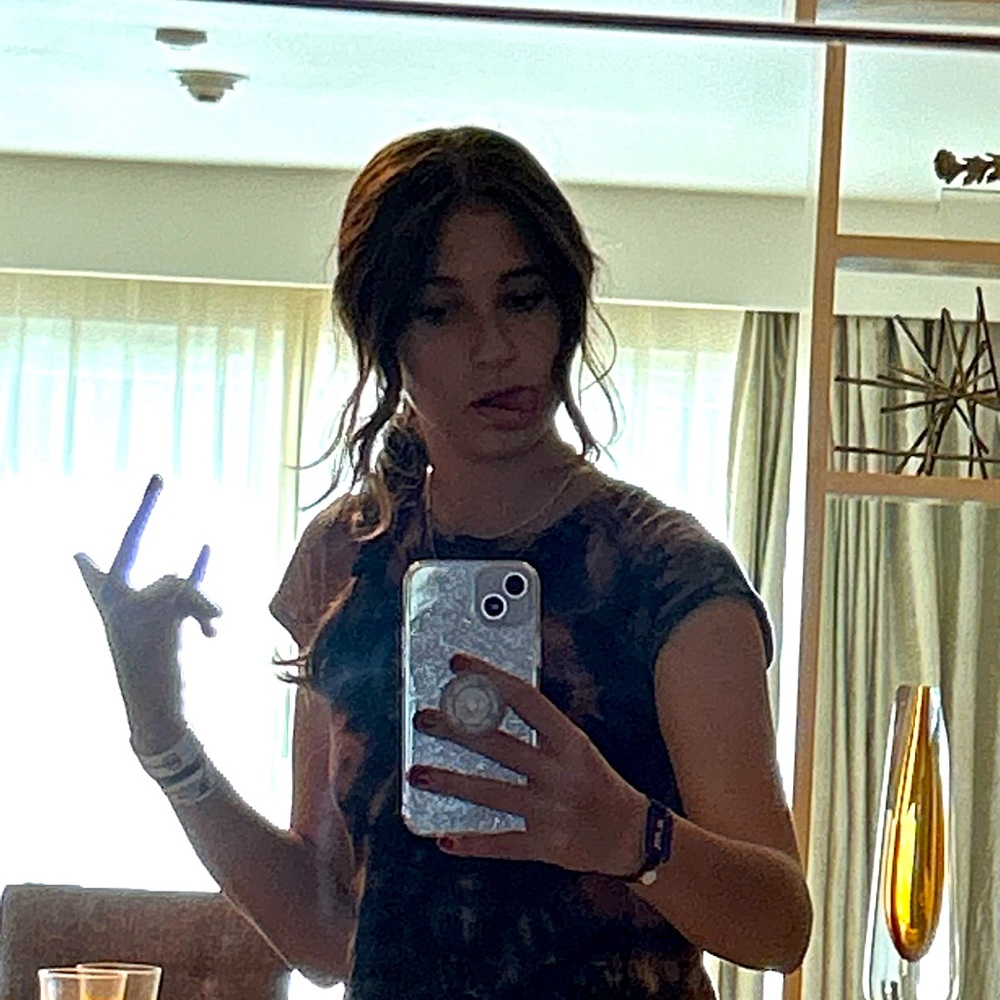 Meet your Posher, Zoe